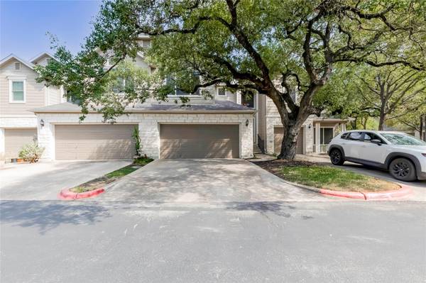 4501 Whispering Valley DR #7, Austin, TX 78727