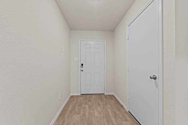 204 Varner WAY, Maxwell, TX 78656