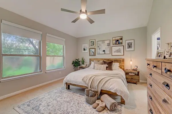 205 Cortona LN, Georgetown, TX 78628
