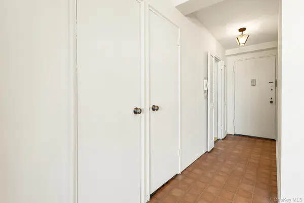 111-20 73rd AVE #10J, Forest Hills, NY 11375