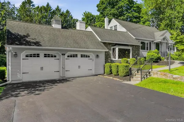 128 Lime Ridge RD, Poughquag, NY 12570