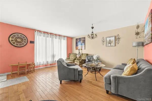 592 Beech TER, Bronx, NY 10454