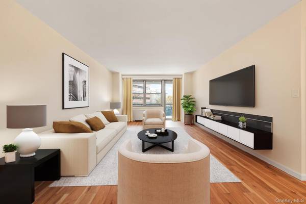 70-25 Yellowstone BLVD #3U, Forest Hills, NY 11375