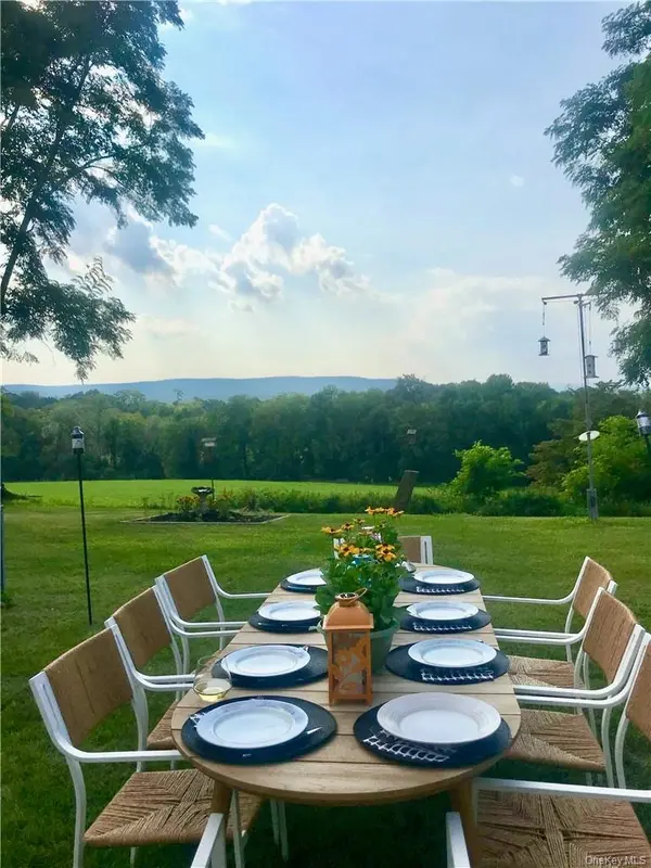 90 Onderdonk RD, Warwick, NY 10990