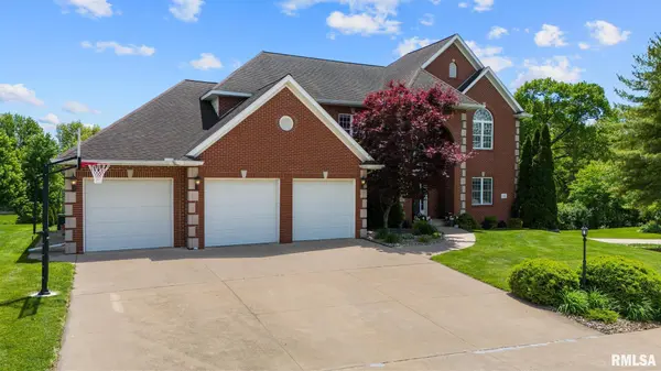 4902 N WEAVERRIDGE BLVD, Peoria, IL 61615