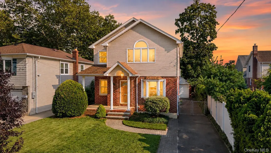 1602 Imperial AVE, New Hyde Park, NY 11040