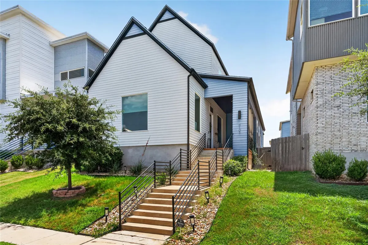6105 Florencia LN, Austin, TX 78724