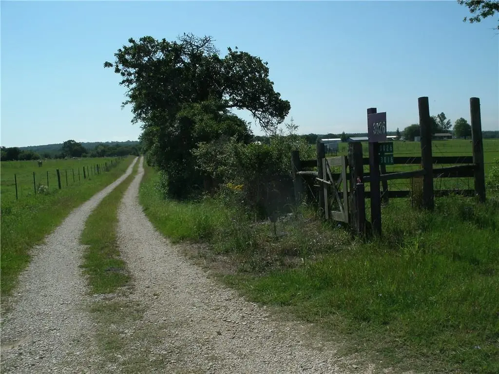 3026 S Highway 304, Rosanky, TX 78953