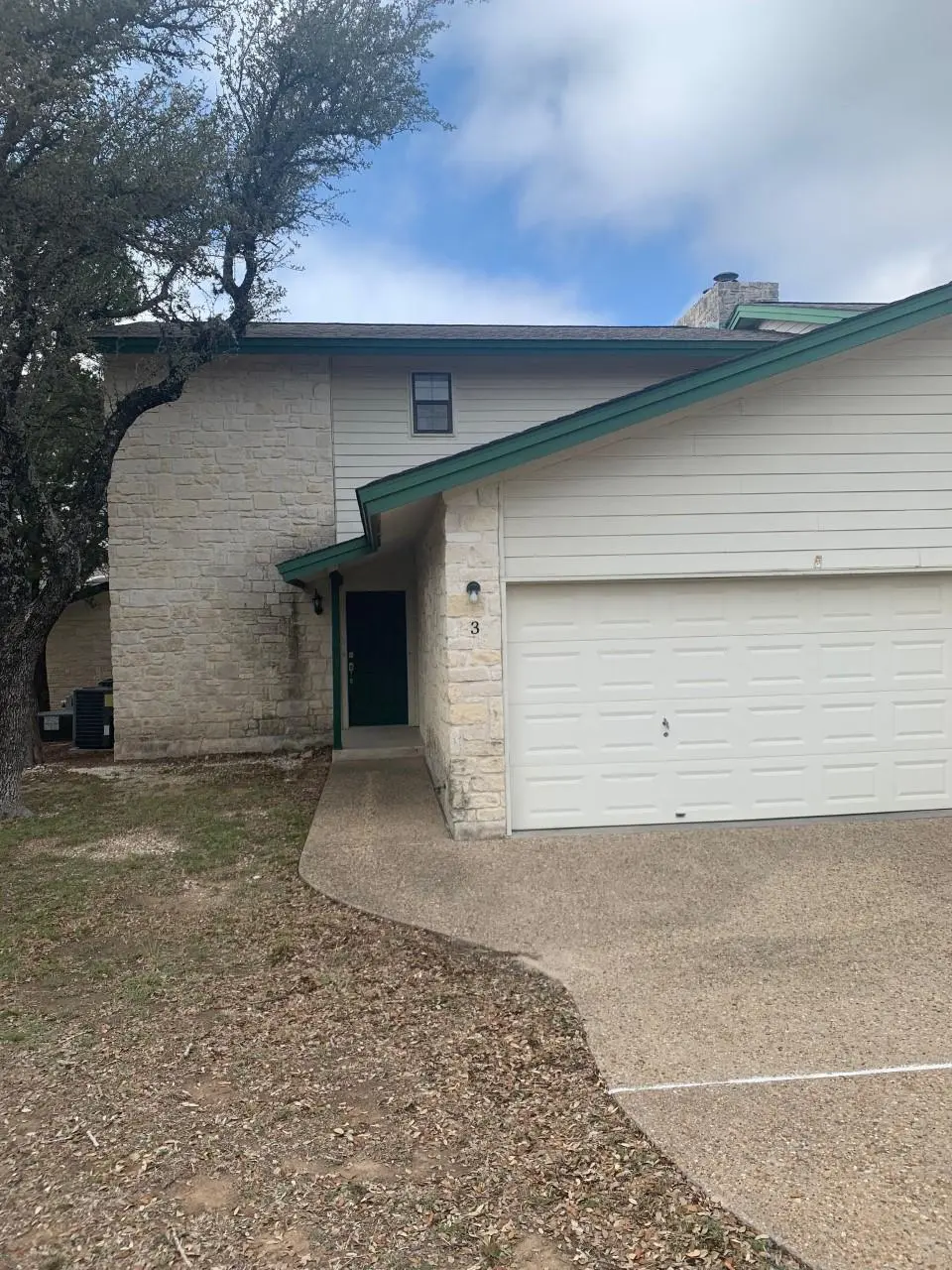 3300 Pinnacle CV #3, Lago Vista, TX 78645