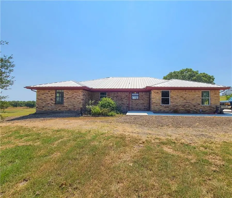 2003 SOUTHWOOD HILLS DR, Taylor, TX 76574