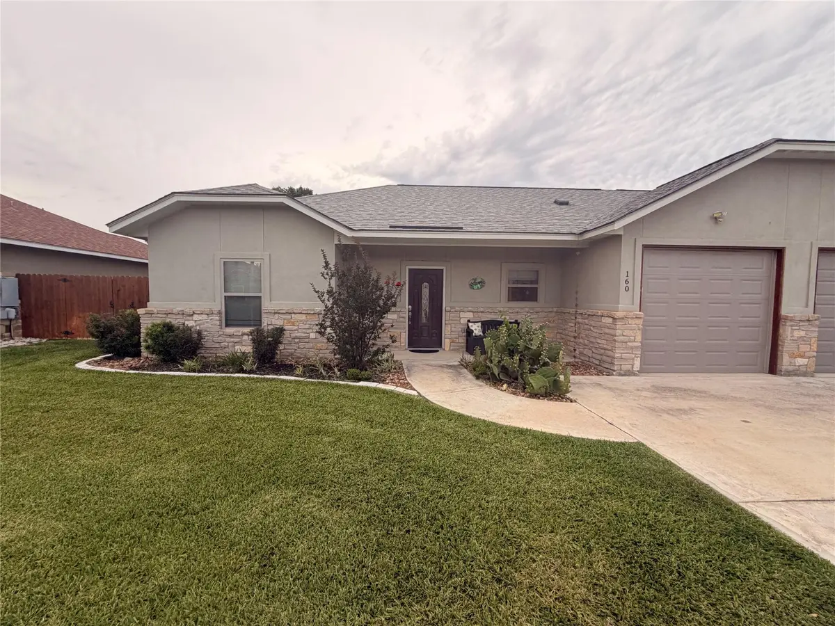 160 Navarro Crossing, Seguin, TX 78155