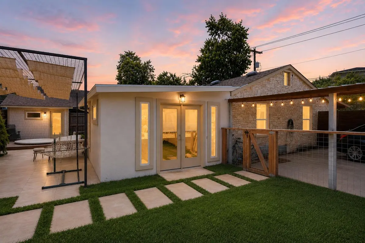 1147 Webberville RD, Austin, TX 78721