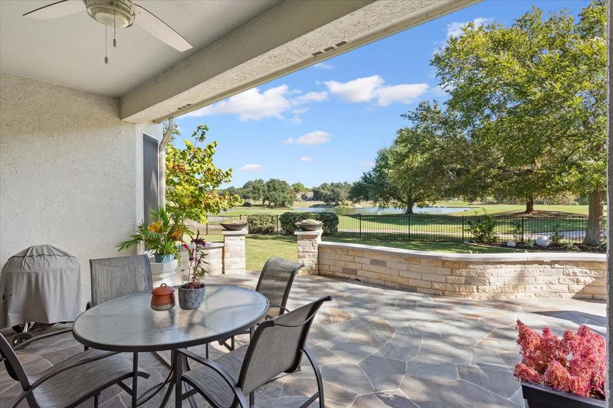 136 Crystal Springs DR, Georgetown, TX 78633