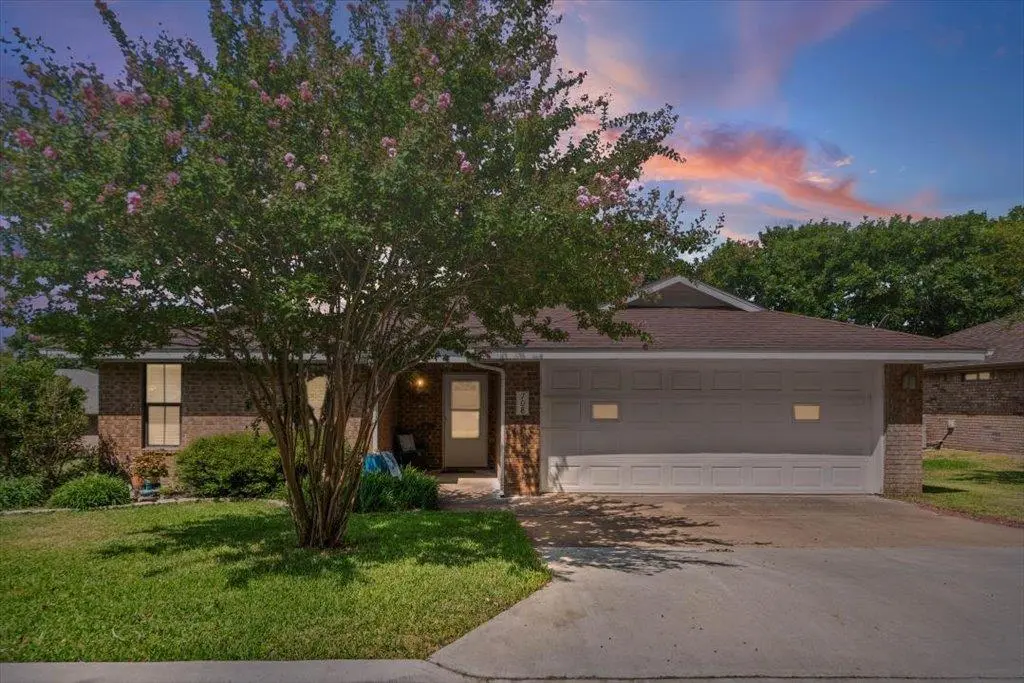 708 Cottonwood DR, Burnet, TX 78611