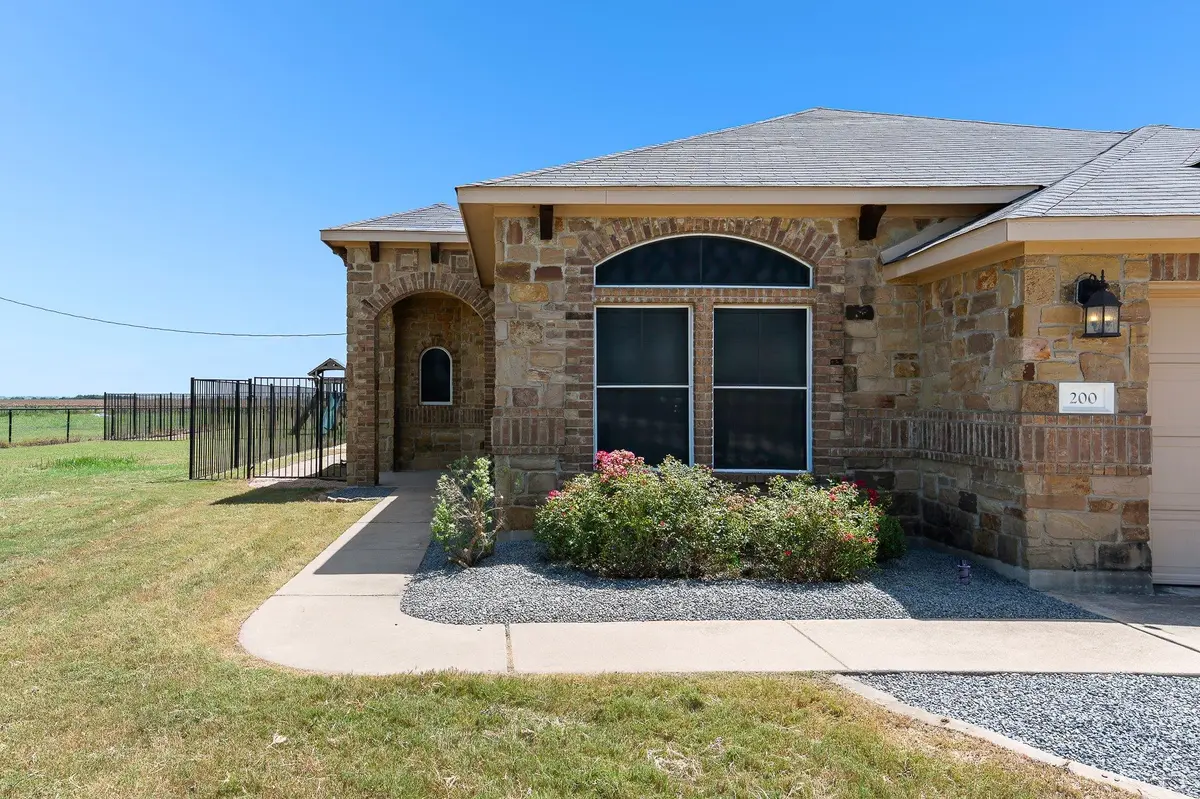 200 County Road 453 RD, Taylor, TX 76574