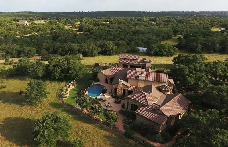 3021 Bridlewood Ranches DR, San Marcos, TX 78666