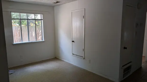 6105 Ada CT #B, Austin, TX 78744