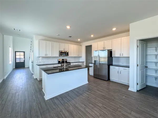 119 Jake Pine DR, Buda, TX 78610