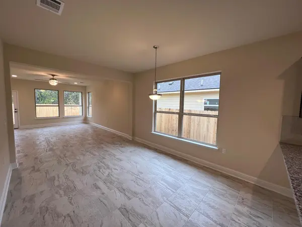 704 Falkland TRCE, Austin, TX 78660