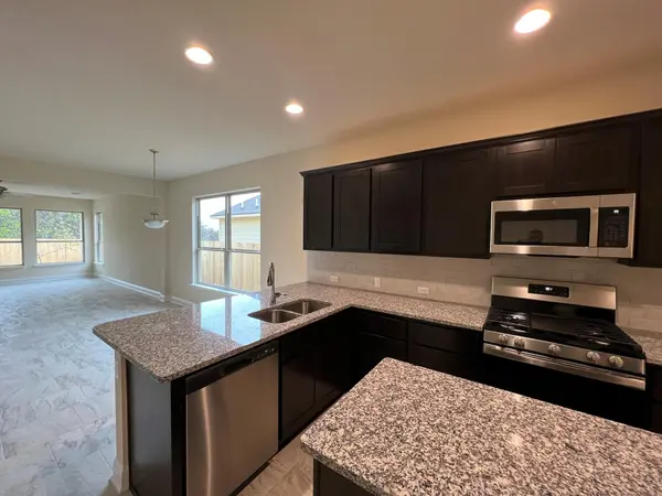 704 Falkland TRCE, Austin, TX 78660