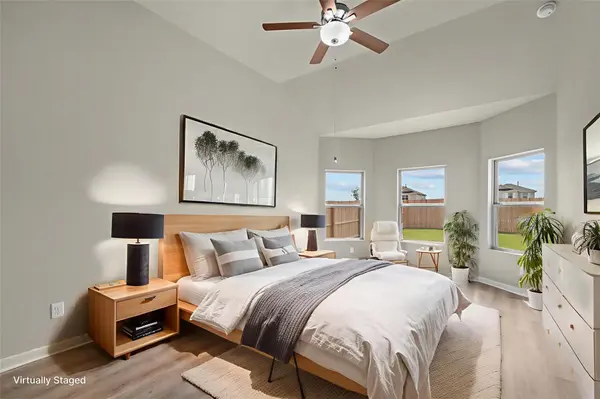 229 Tessaria DR, San Marcos, TX 78666