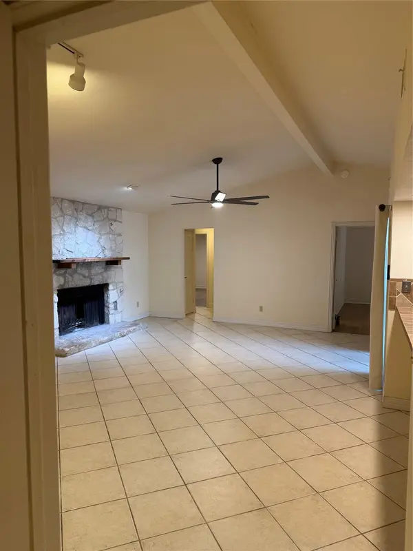 8508 Mesa DR #B, Austin, TX 78759
