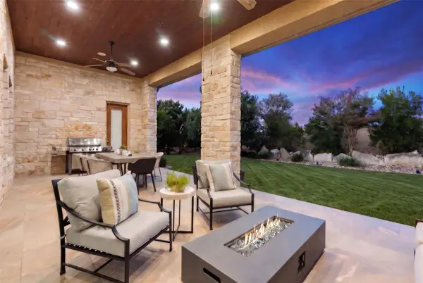 203 Bisset CT, Lakeway, TX 78738