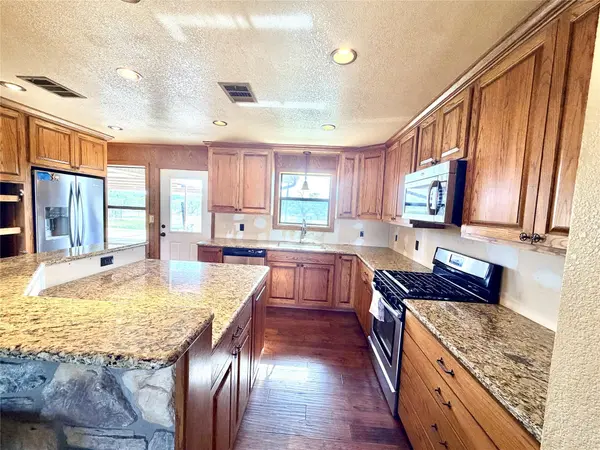 211 Fm 3023 S, Goldthwaite, TX 76844