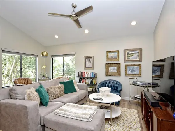1524 Piedmont Ave #B, Austin, TX 78757