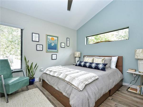 1524 Piedmont Ave #B, Austin, TX 78757