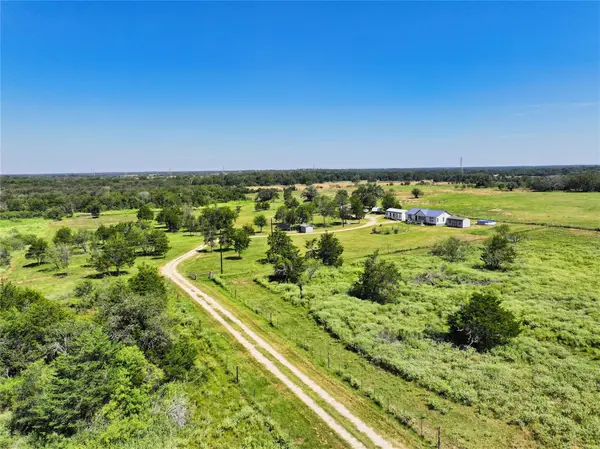 510 Wilson RD, Red Rock, TX 78662