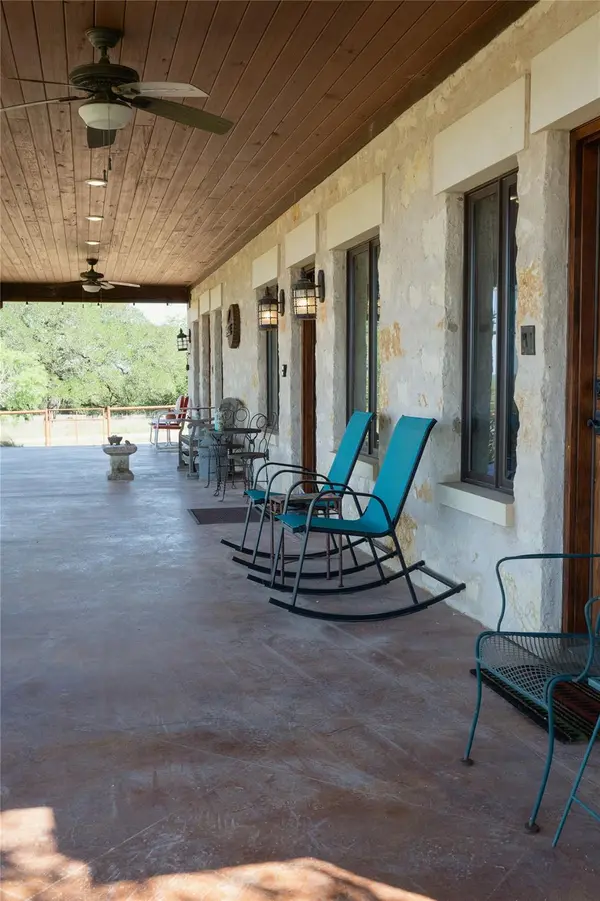 19348 N Us Highway 281, Lampasas, TX 76550