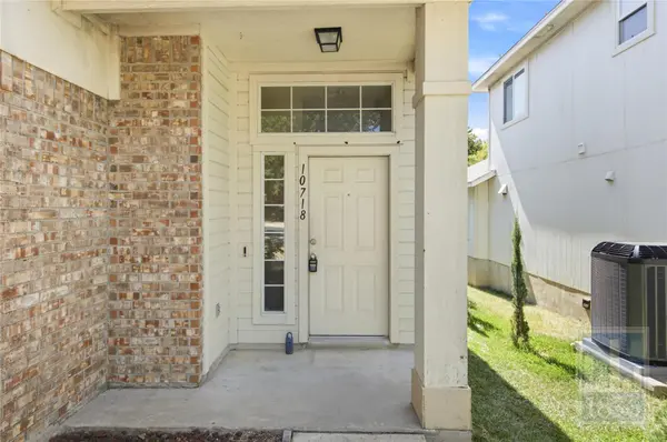 10718 Claywood DR, Austin, TX 78753
