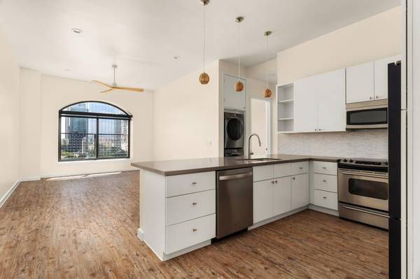 507 Sabine ST #806, Austin, TX 78701