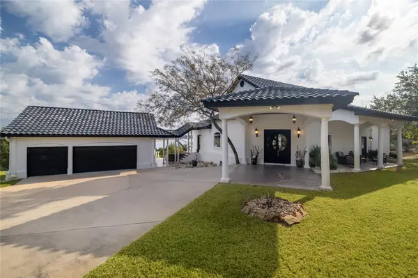 1128 Thurman Bluff DR, Spicewood, TX 78669