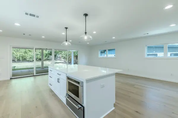 1908 Maple Ave, Austin, TX 78722