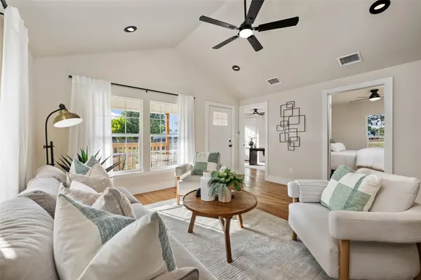 107 Russell ST, Liberty Hill, TX 78642