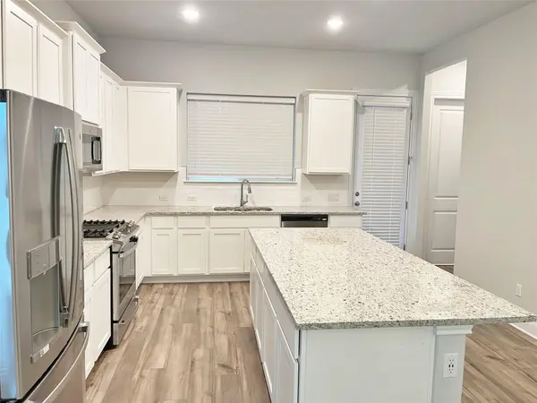 240 Revere DR, Kyle, TX 78640