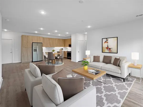 4802 S Congress Ave #324, Austin, TX 78745