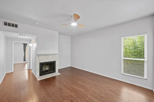 1509 W 39 1/2 ST #108, Austin, TX 78756