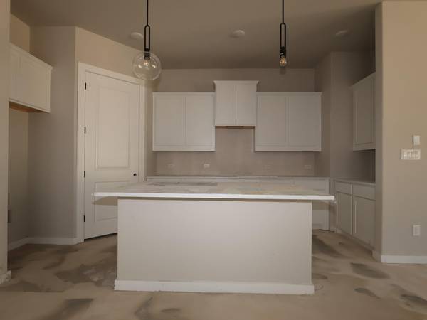 192 Bishop Wood RD, Dripping Springs, TX 78620