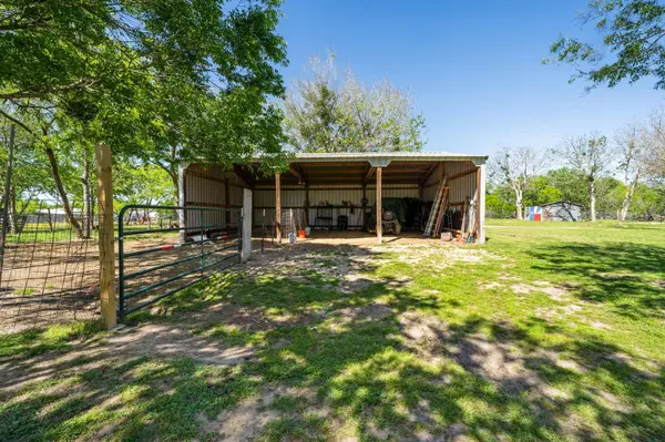 381 Fm 86 #A, Red Rock, TX 78662