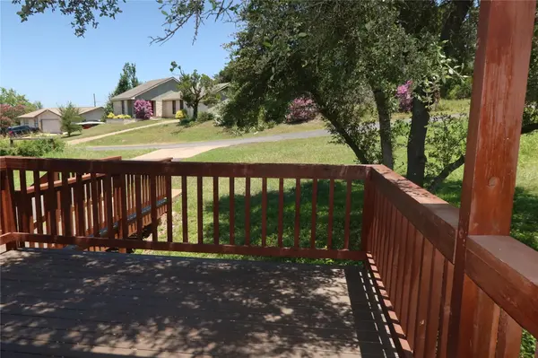 6914 Rifle BND #A, Austin, TX 78736