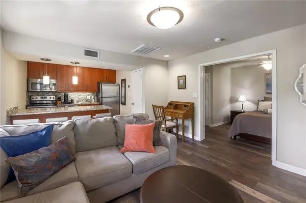 7685 Northcross DR #125, Austin, TX 78757