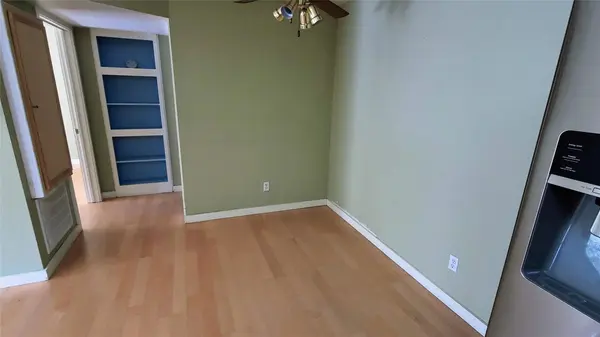 2450 Wickersham LN #102, Austin, TX 78741