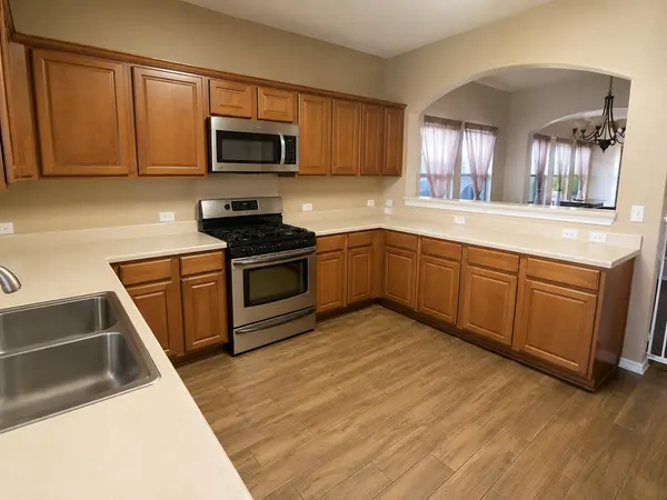 305 Dark Horse LN, Buda, TX 78610
