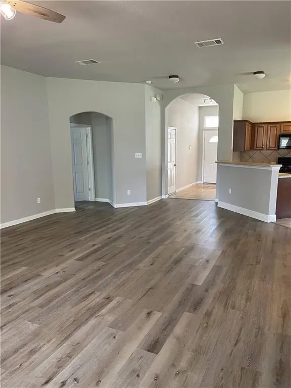 214 Newport Landing PL, Round Rock, TX 78665