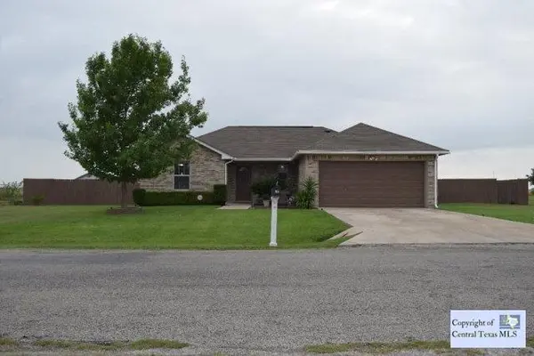 484 Cordova LOOP, Seguin, TX 78155