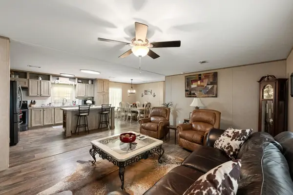 7092 FM 621, Martindale, TX 78655