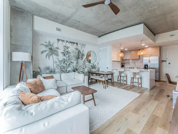 360 Nueces ST #1018, Austin, TX 78701